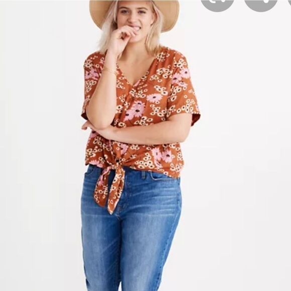 Madewell Novel Tie-Front Top In Hillside Daisies - Picture 1 of 3